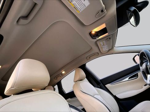 Used 2022 INFINITI QX50 Luxe w/ Cargo Package FWD image 14