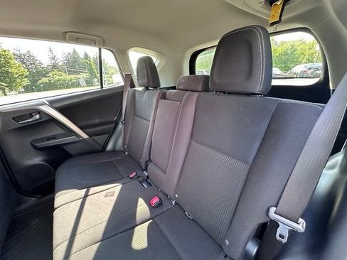 Used 2015 Toyota RAV4 XLE AWD/4WD image 11