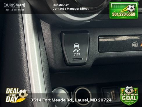 Used 2024 Toyota RAV4 XLE FWD image 28