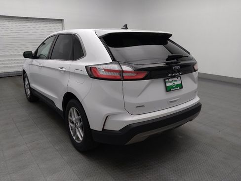 Used 2024 Ford Edge SEL image 5