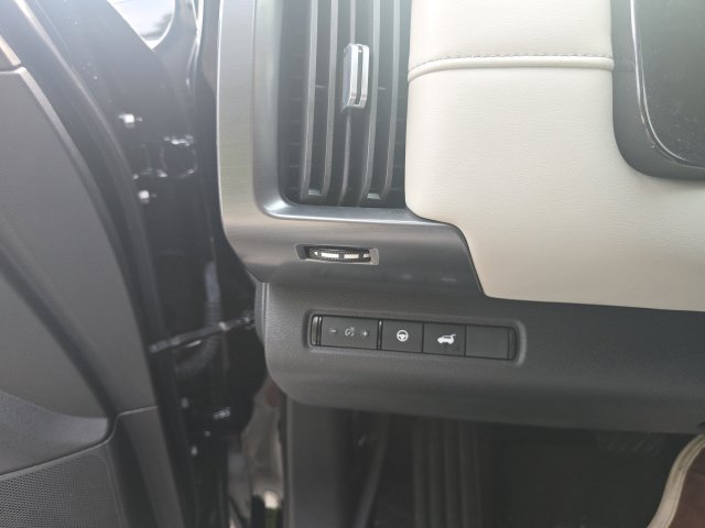 Certified 2024 Nissan Pathfinder SL w/ Lighting Package (N92) AWD/4WD image 11