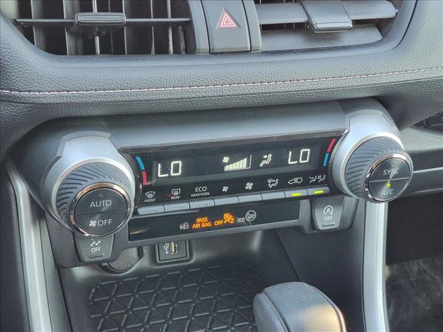 Used 2025 Toyota RAV4 XLE FWD image 14
