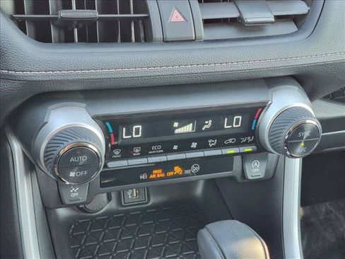Used 2025 Toyota RAV4 XLE FWD image 14