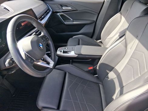 Used 2025 BMW X2 xDrive28i image 5