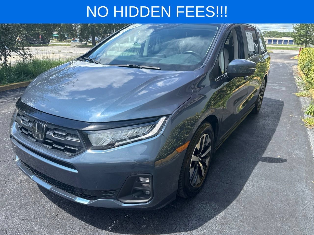 Used 2025 Honda Odyssey EX-L image 3