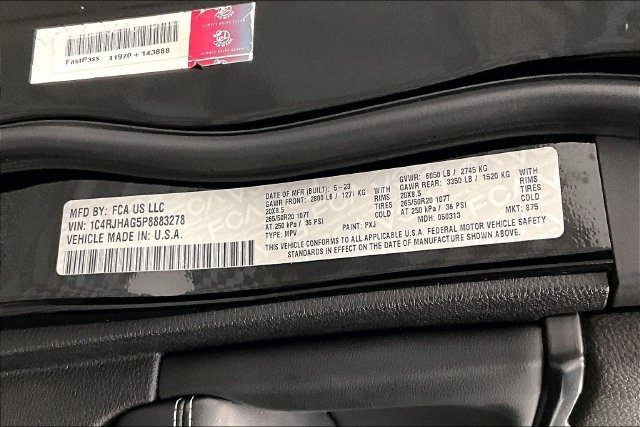 Used 2023 Jeep Grand Cherokee Altitude AWD/4WD image 41