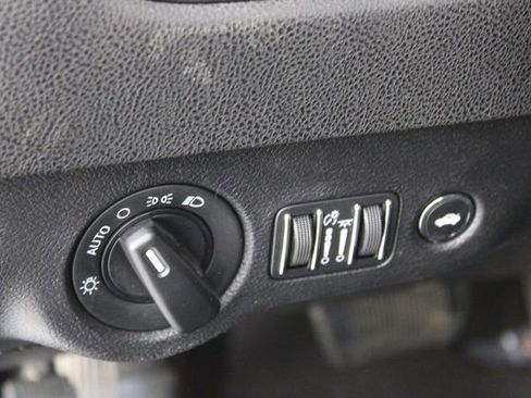 Used 2020 Dodge Charger Police image 18