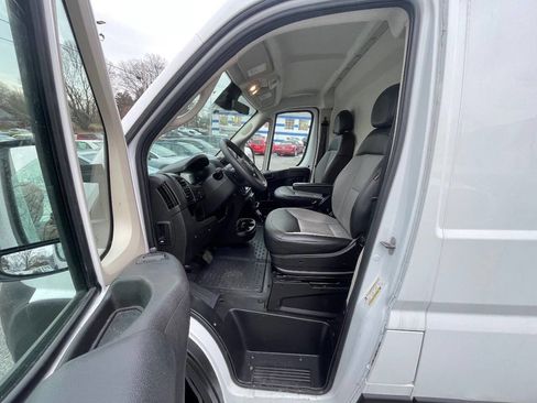 Used 2022 RAM ProMaster 3500 w/ Premium Convenience Group image 10