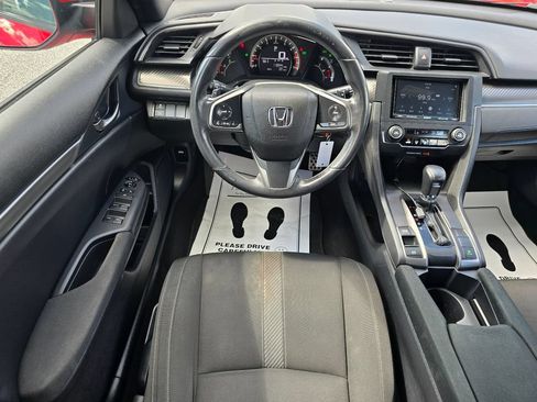 Used 2018 Honda Civic Sport image 13