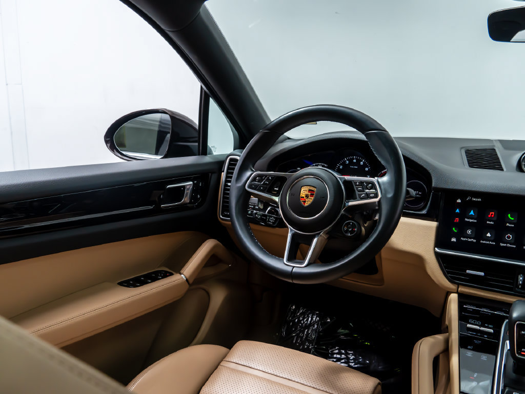 Used 2023 Porsche Cayenne Coupe AWD/4WD image 29