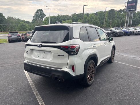 New 2026 Subaru Forester Touring AWD/4WD image 3