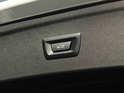 New 2026 BMW iX xDrive45 w/ Premium Package image 8