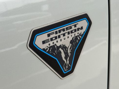 Used 2021 Ford Bronco First Edition AWD/4WD image 6