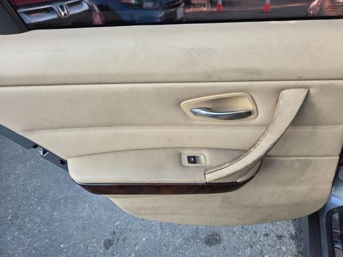 Used 2011 BMW 328i Sedan image 10