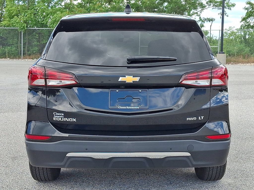 Used 2023 Chevrolet Equinox LT AWD/4WD image 8