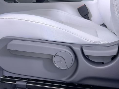 Used 2026 Hyundai Kona SE image 14