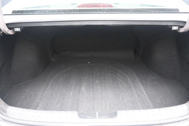 Used 2024 Hyundai Elantra SEL FWD image 32