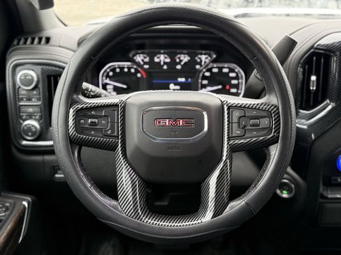 Used 2021 GMC Sierra 1500 SLE image 17