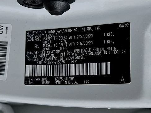 Used 2022 Toyota Highlander Limited AWD/4WD image 23