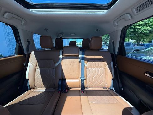 New 2026 Nissan Pathfinder Platinum w/ Cargo Package AWD/4WD image 15