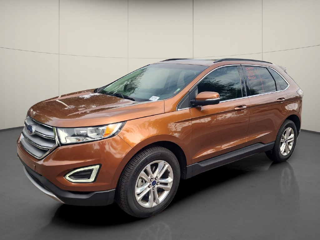 Used 2017 Ford Edge SEL w/ Equipment Group 201A FWD image 3