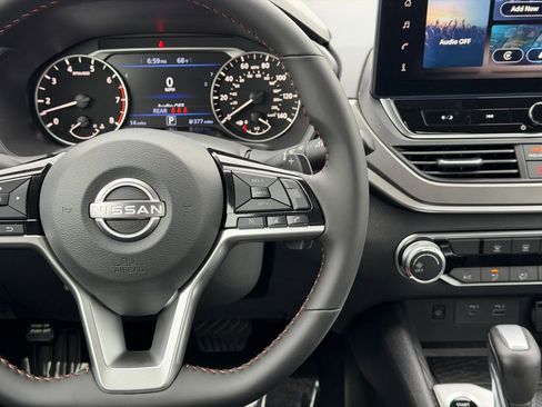 New 2026 Nissan Altima 2.5 SR FWD image 22