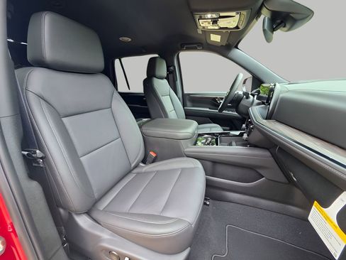 New 2026 Chevrolet Tahoe LT w/ Comfort Package AWD/4WD image 15