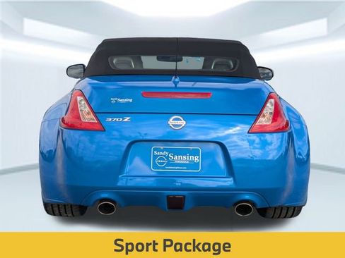 Used 2010 Nissan 370Z Touring w/ Sport Pkg image 5