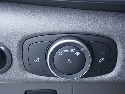 New 2025 Ford Transit 250 148 Medium Roof image 29