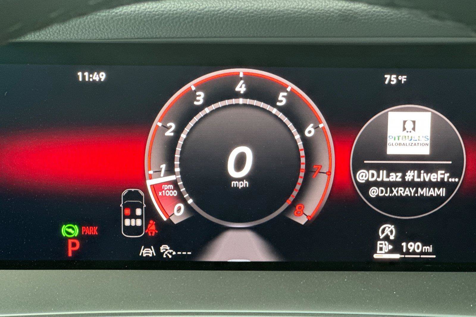 New 2026 Volkswagen Tiguan SE R-Line FWD image 26