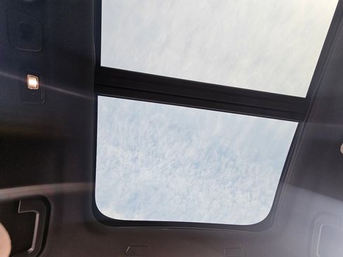 Certified 2026 Volvo XC60 B5 Core w/ Protection Package Premier image 26