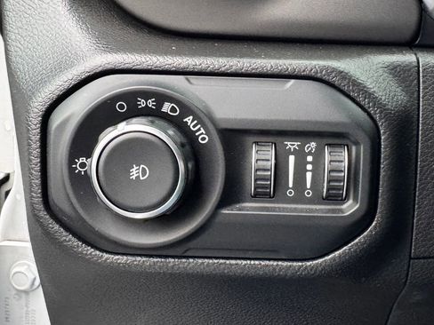 Used 2021 Jeep Wrangler Unlimited Sport image 29