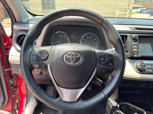 Used 2017 Toyota RAV4 Limited w/ Advanced Technology Package FWD image 11