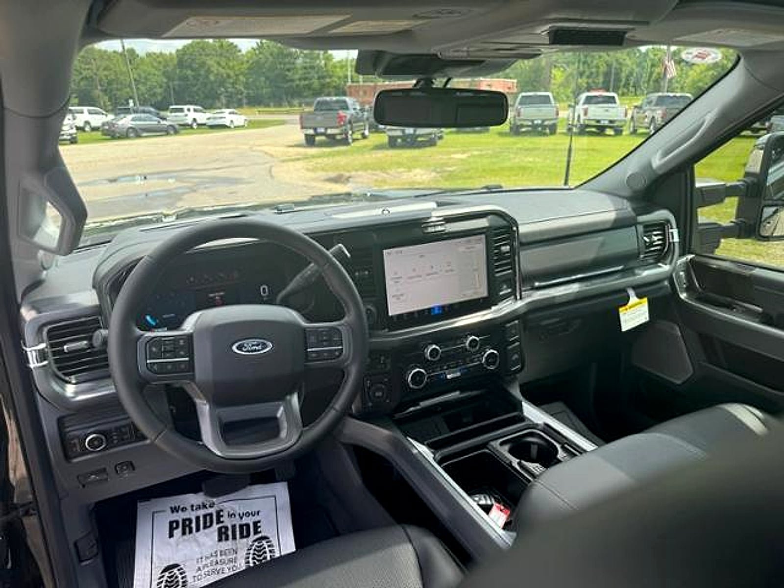 New 2025 Ford F350 Lariat w/ Lariat Ultimate Package AWD/4WD image 16