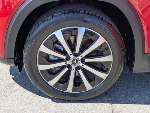 Used 2022 Mercedes-Benz GLB 250 4MATIC image 9