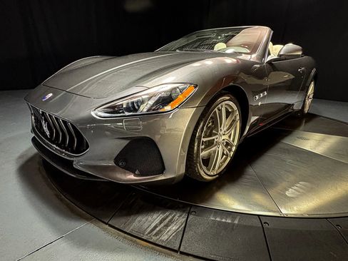 Used 2018 Maserati GranTurismo MC image 5
