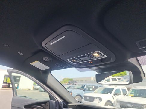 New 2025 Lincoln Nautilus Premier w/ Jet Appearance Package image 22