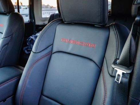 New 2026 Jeep Wrangler Unlimited Rubicon w/ Steel Bumper Group image 30