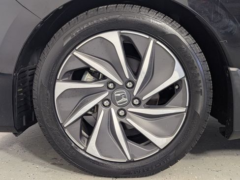 Used 2019 Honda Insight Touring image 9
