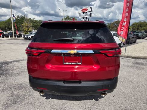 Used 2023 Chevrolet Traverse LT FWD image 11