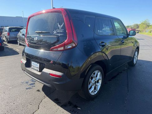 Used 2020 Kia Soul S FWD image 7
