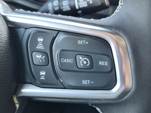 Certified 2025 Jeep Wrangler Unlimited Sahara w/ Safety Group AWD/4WD image 22