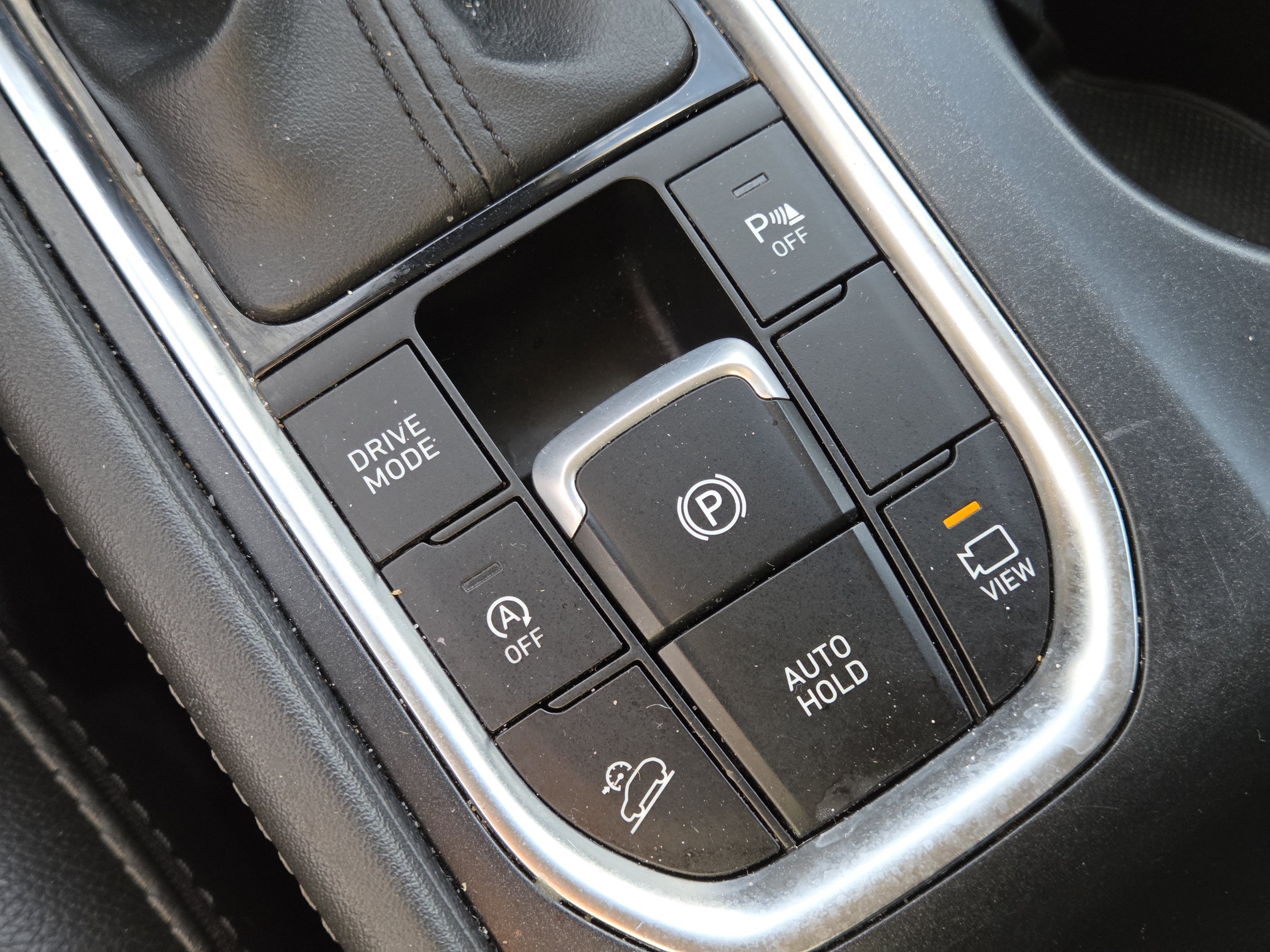 Used 2020 Hyundai Santa Fe Limited AWD/4WD image 37