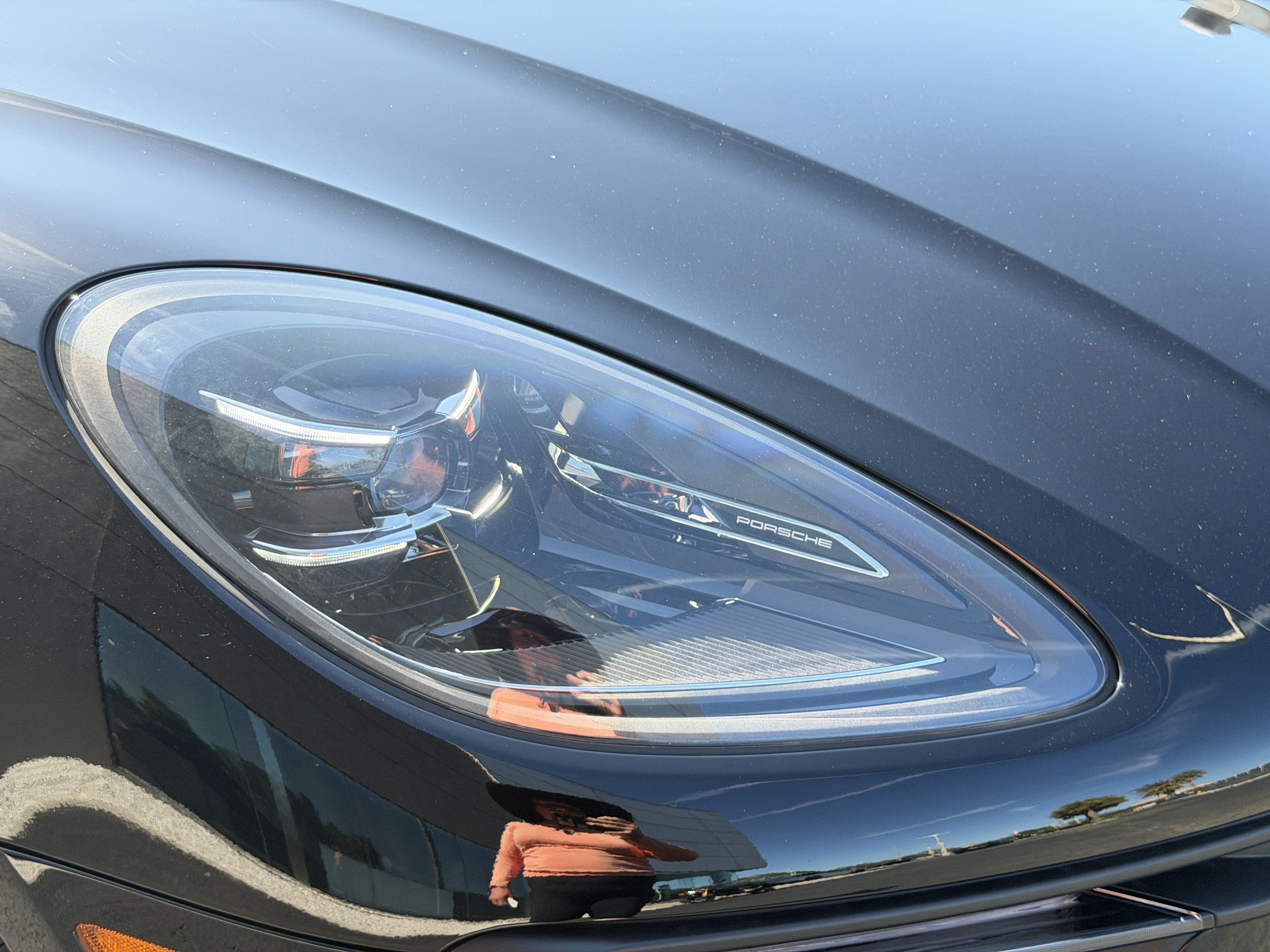 Certified 2026 Porsche Macan AWD/4WD image 16