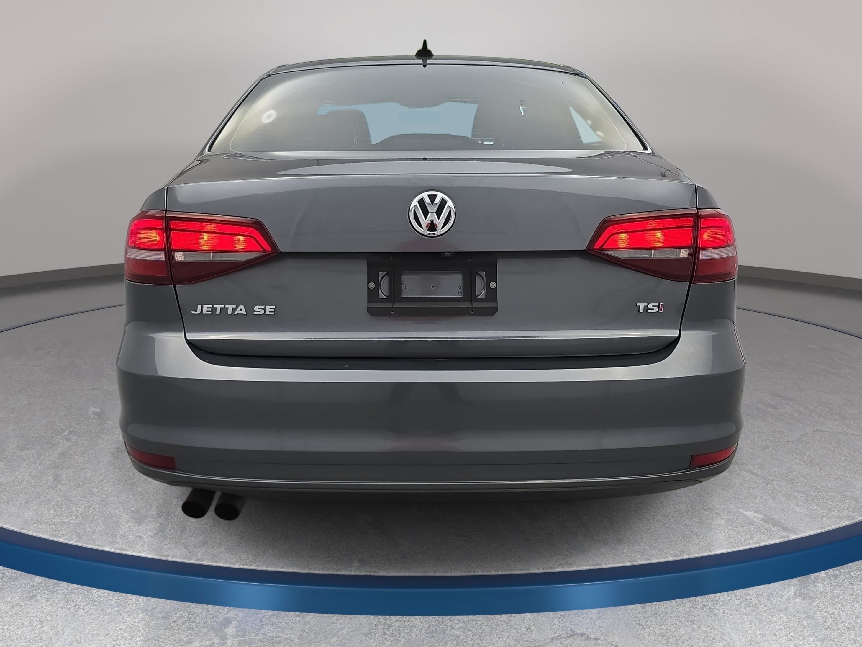 Used 2017 Volkswagen Jetta SE FWD image 6