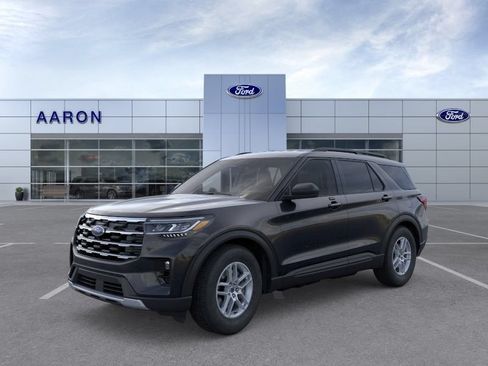 New 2026 Ford Explorer Active w/ Active Comfort Package RWD image 2
