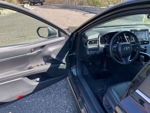 Used 2024 Toyota Camry SE FWD image 10