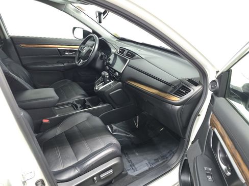 Used 2018 Honda CR-V Touring image 16