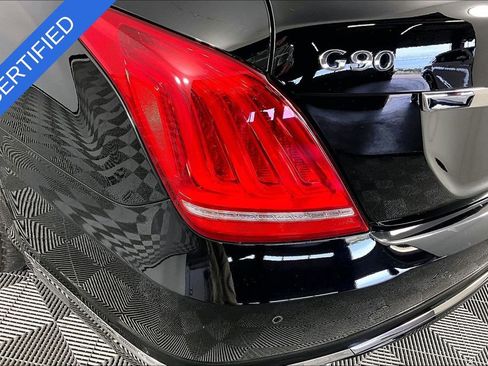 Used 2017 Genesis G90 3.3T Premium RWD image 21