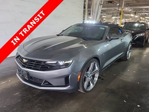 Used 2020 Chevrolet Camaro LT RWD image 1